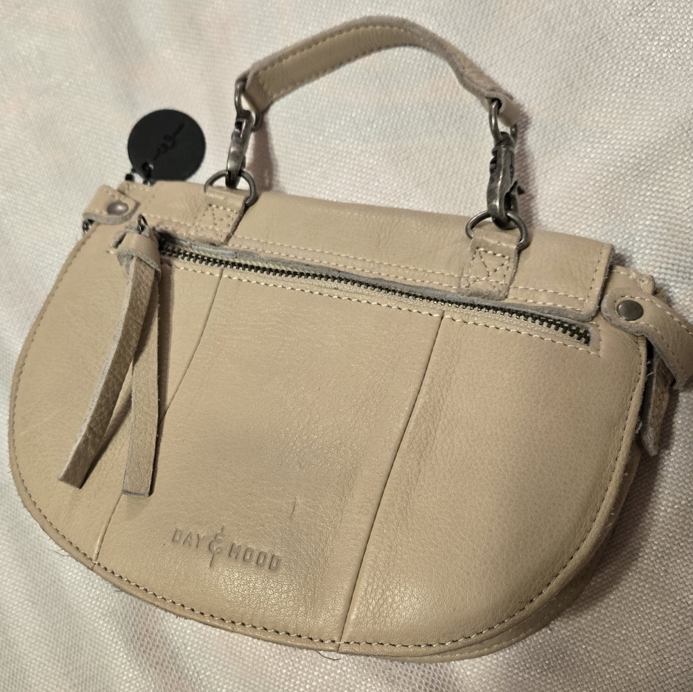 DAY & MOOD Leather & Suede Leaf Bag - Picture 2 of 8